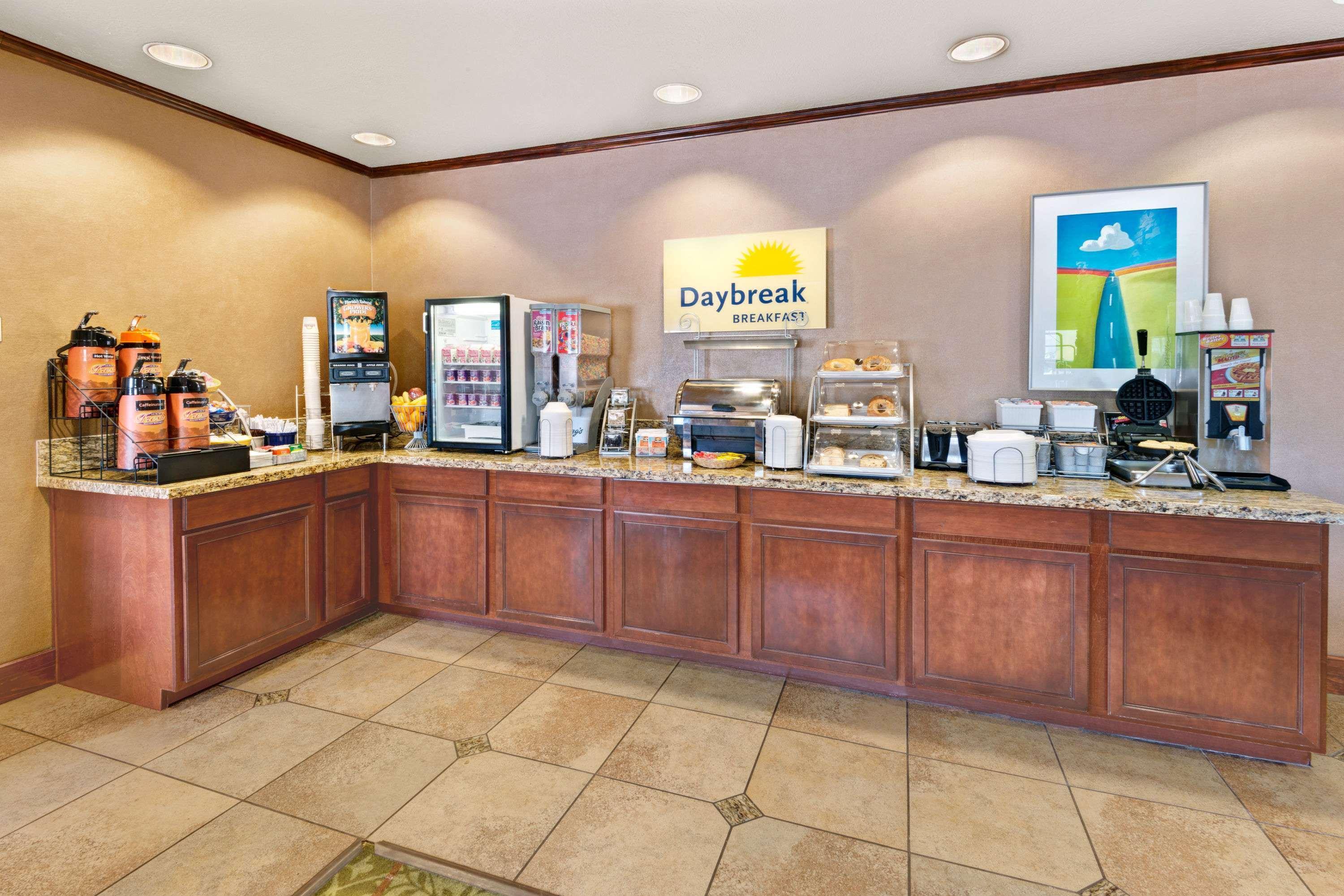 Days Inn By Wyndham Bernalillo Buitenkant foto