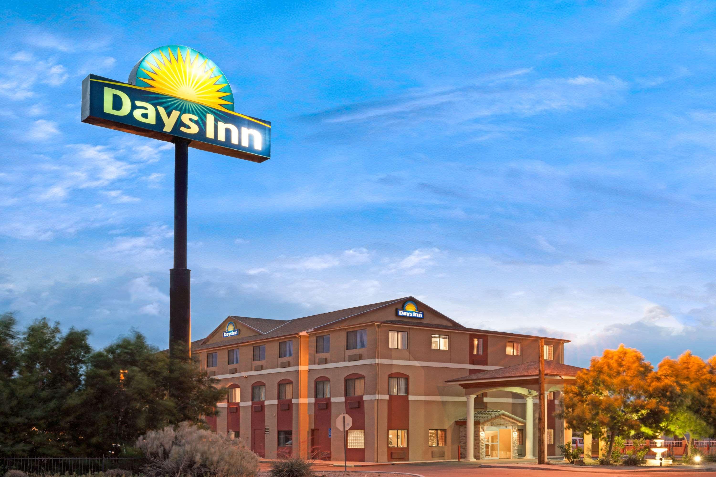 Days Inn By Wyndham Bernalillo Buitenkant foto